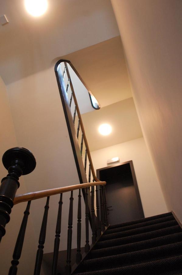 ハレ Huis Nest Logies Bed & Breakfast エクステリア 写真